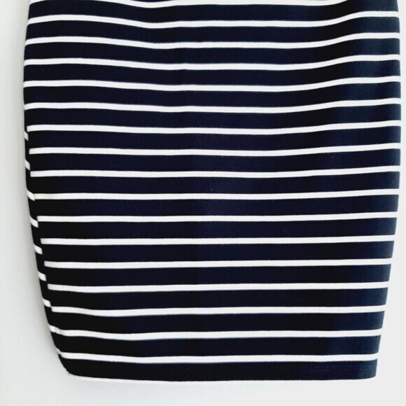 ZARA Soft Ponte Knit Pull-On Asymmetric Pencil Skirt Stripe Pattern B&W Sz S - Picture 6 of 10